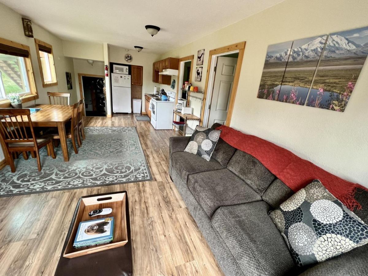 2-Bedroom Deluxe Mom-in-Law Healy Buitenkant foto